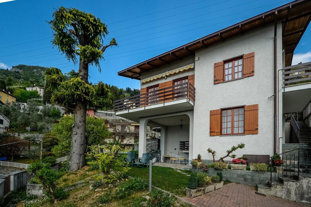 Villa Bianca Варенна Экстерьер фото
