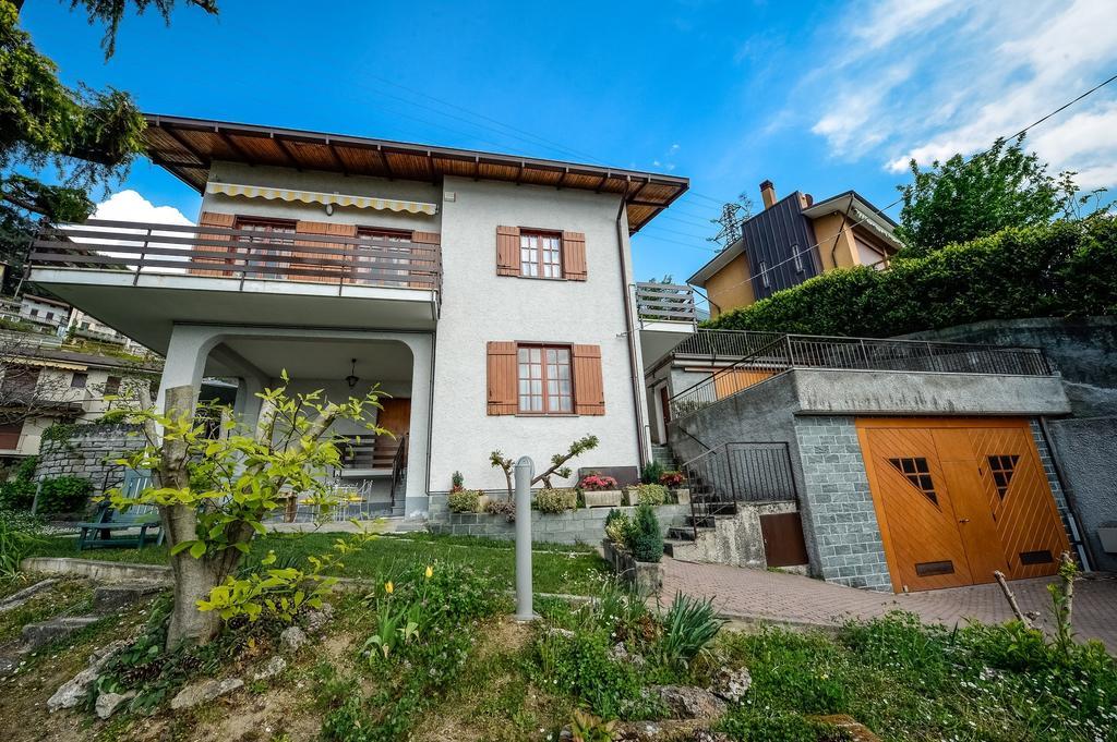 Villa Bianca Варенна Экстерьер фото